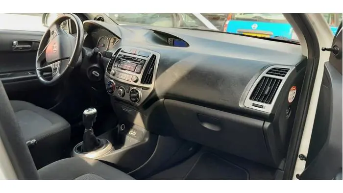 Dashboardkastje Hyundai I20