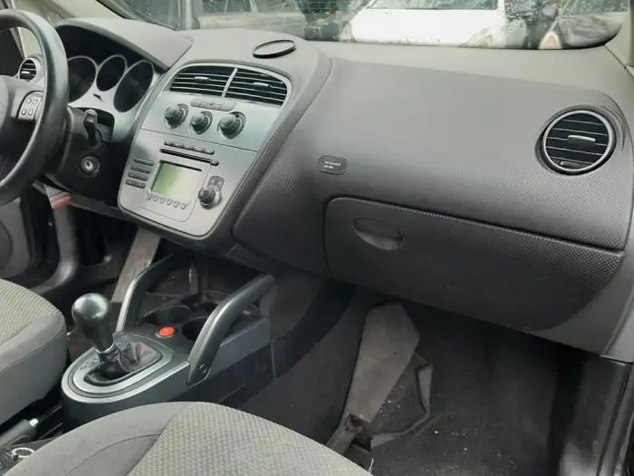 Dashboardkastje Seat Toledo