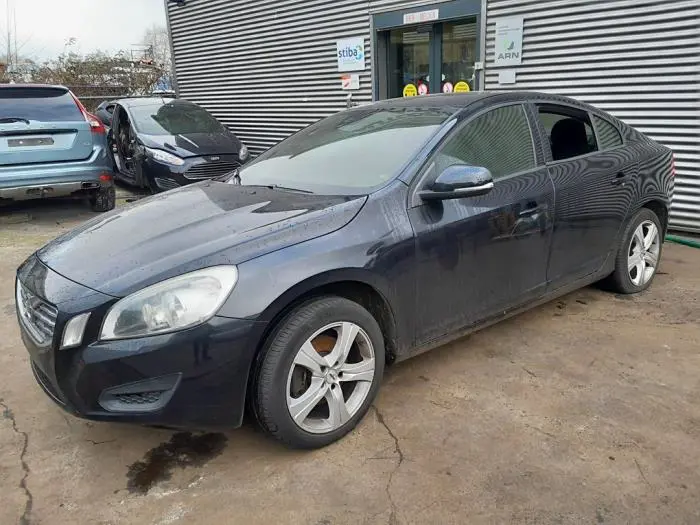 Tür 4-türig links vorne Volvo S60