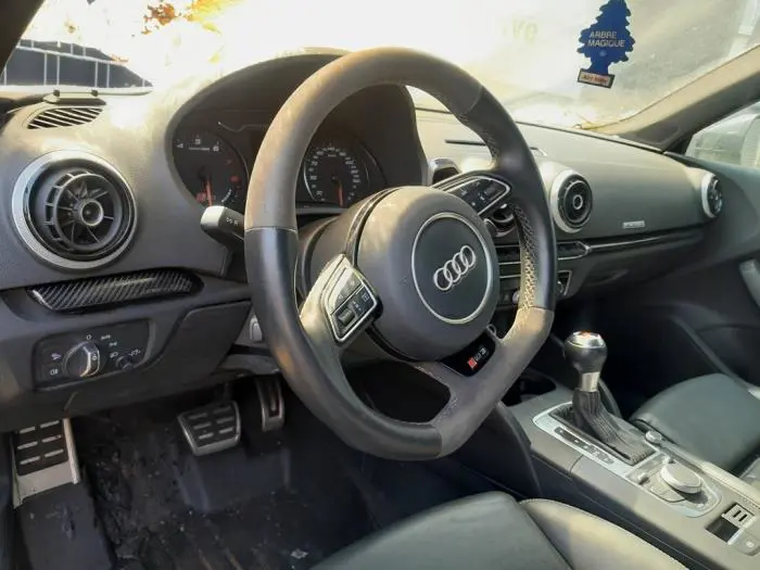 Sicherheitsgurt links vorne Audi RS3