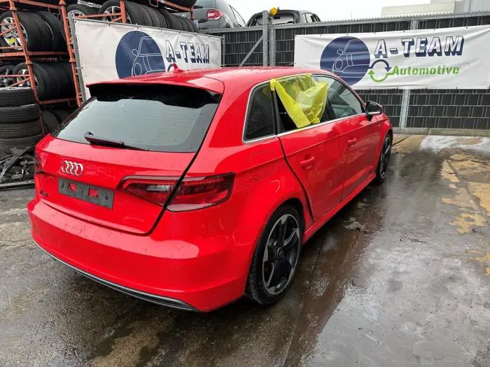 Ruitenwissermotor achter Audi A3