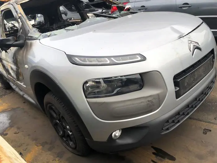 Remklauw (Tang) rechts-voor Citroen C4 Cactus