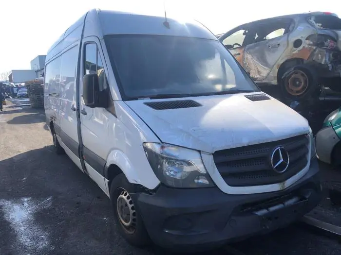 Kühler Mercedes Sprinter