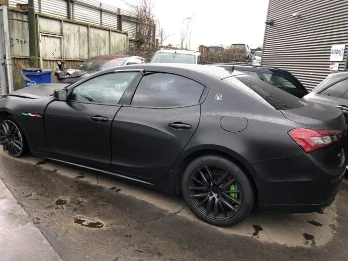 Tür 4-türig links hinten Maserati Ghibli