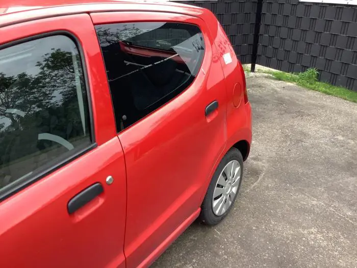 Tür 4-türig links hinten Suzuki Alto