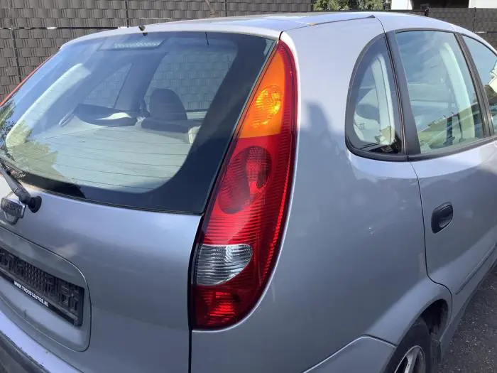 Rücklicht rechts Nissan Almera Tino