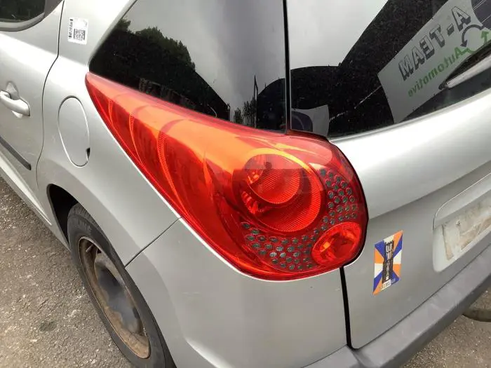 Rücklicht links Peugeot 207