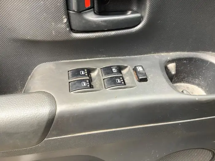 Elektrisches Fenster Schalter Daihatsu Materia