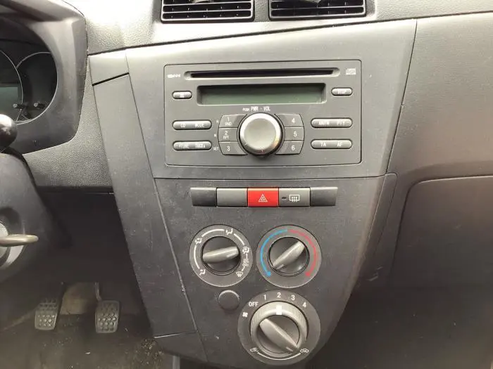 Radio CD Spieler Daihatsu Cuore