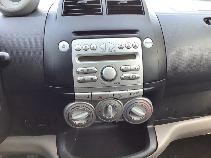 Radio CD Spieler Daihatsu Sirion