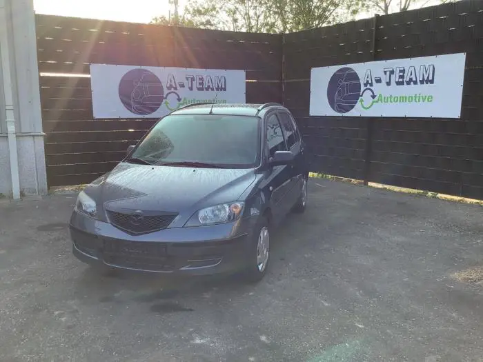 Querlenker rechts vorne Mazda 2.