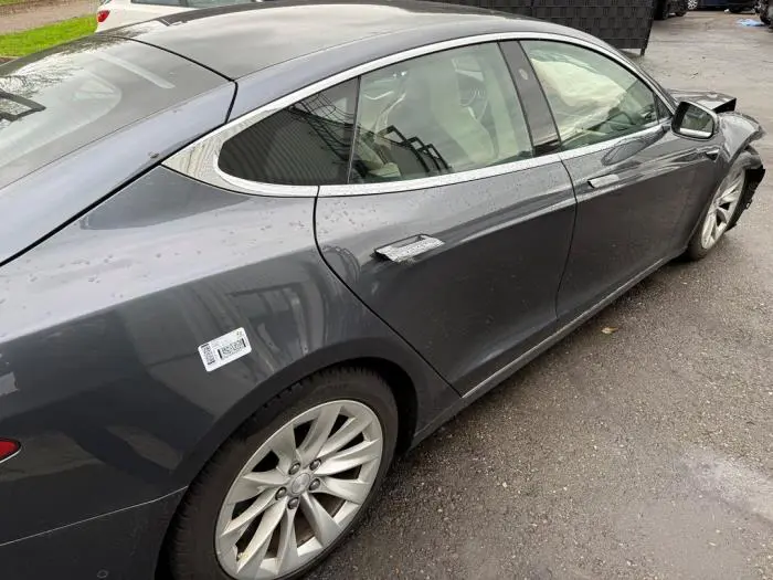 Türgriff 4-türig rechts hinten Tesla Model S