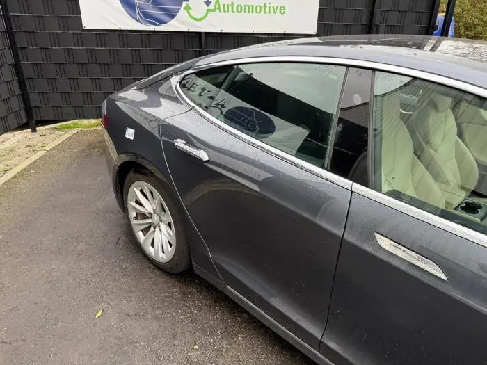 Tür 4-türig rechts hinten Tesla Model S