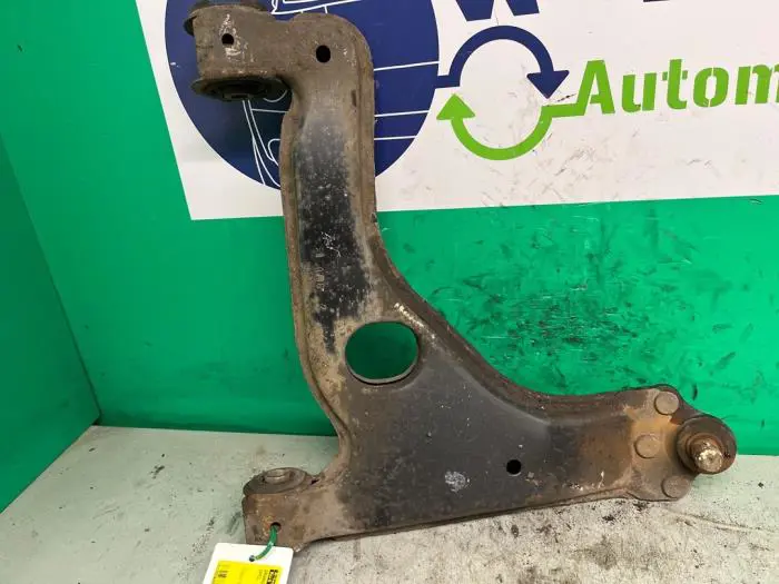 Querlenker links vorne Opel Astra H 04-