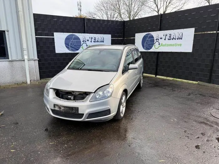 Sicherheitsgurt links vorne Opel Zafira B