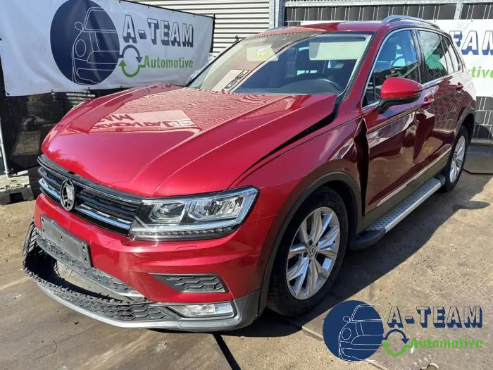 Volkswagen Tiguan 16-